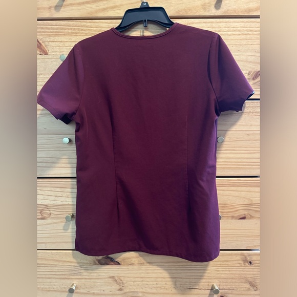 Figs Burgundy Catarina One-Pocket Scrub Top - Picture 3 of 4